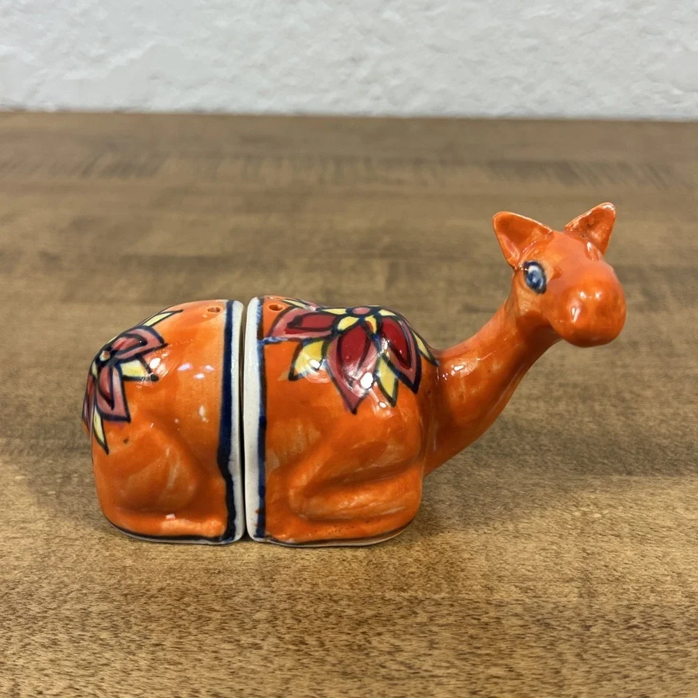 Camel W/ Floral Design Ceramic Salt & Pepper Shakers Orange